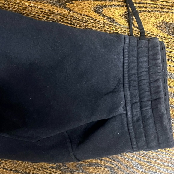 Cute lulu scuba joggers - Picture 3 of 4